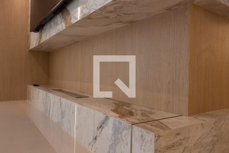 SALA de apartamento à venda com 2 quartos, 136m² em Cambuí, Campinas