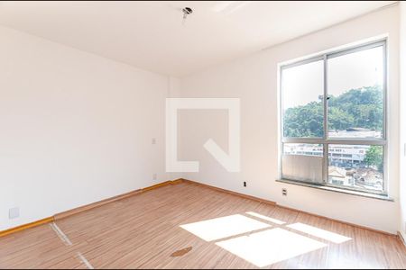 Apartamento à venda com 130m², 4 quartos e 2 vagasQuarto 3