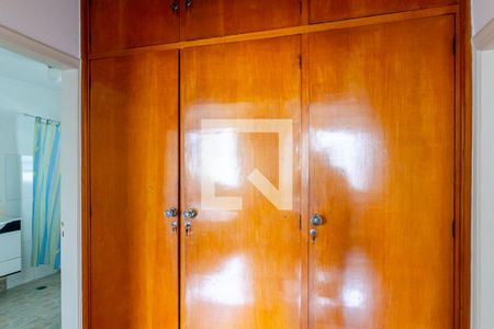 Armário de Passagem de apartamento à venda com 2 quartos, 134m² em Vila Buarque, São Paulo