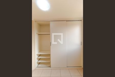 Apartamento para alugar com 50m², 2 quartos e 1 vagaSuíte - Armário