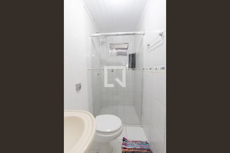 Casa para alugar com 250m², 6 quartos e 2 vagas Casa para alugar com 250m², 6 quartos e 2 vagasBanheiro Social