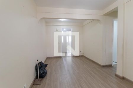 Sala de casa para alugar com 6 quartos, 250m² em Alto Boqueirão, Curitiba