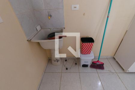 Casa para alugar com 250m², 6 quartos e 2 vagas Casa para alugar com 250m², 6 quartos e 2 vagasCozinha e Area de Serviço /Casa 2