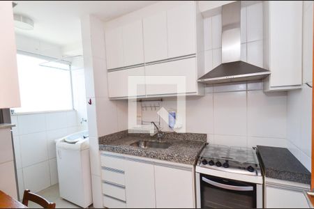Apartamento para alugar com 60m², 2 quartos e 2 vagas Apartamento para alugar com 60m², 2 quartos e 2 vagasCozinha