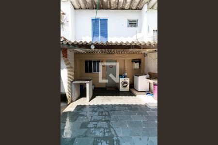 Casa à venda com 175m², 5 quartos e 2 vagas Casa à venda com 175m², 5 quartos e 2 vagasQuintal