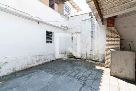 Casa à venda com 175m², 5 quartos e 2 vagas Casa à venda com 175m², 5 quartos e 2 vagasQuintal