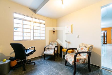 Casa à venda com 175m², 5 quartos e 2 vagas Casa à venda com 175m², 5 quartos e 2 vagasquarto 2