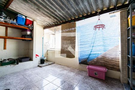 Casa à venda com 175m², 5 quartos e 2 vagas Casa à venda com 175m², 5 quartos e 2 vagasÁrea comum