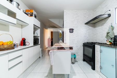 Casa à venda com 175m², 5 quartos e 2 vagas Casa à venda com 175m², 5 quartos e 2 vagasCozinha
