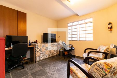 Casa à venda com 175m², 5 quartos e 2 vagas Casa à venda com 175m², 5 quartos e 2 vagasquarto 2