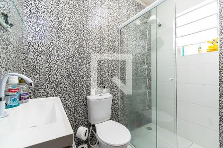 Casa à venda com 175m², 5 quartos e 2 vagas Casa à venda com 175m², 5 quartos e 2 vagasBanheiro