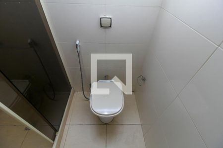 Apartamento à venda com 114m², 3 quartos e 1 vaga Apartamento à venda com 114m², 3 quartos e 1 vagaBanheiro Social