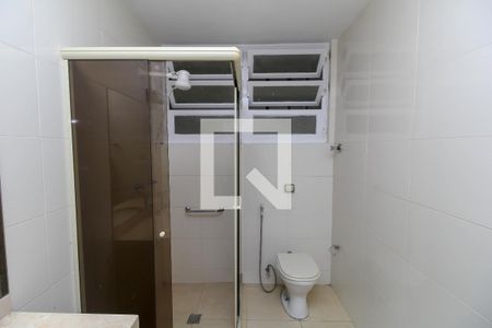 Apartamento à venda com 114m², 3 quartos e 1 vaga Apartamento à venda com 114m², 3 quartos e 1 vagaBanheiro Social