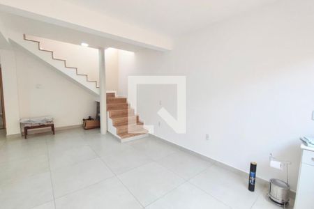 Sala de casa para alugar com 3 quartos, 80m² em Jardim Samambaia, Campinas