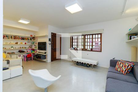 Sala de casa à venda com 4 quartos, 250m² em Chácara Santo Antônio (zona Sul), São Paulo