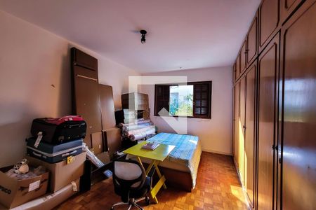 Casa à venda com 350m², 4 quartos e 4 vagasQuarto 2