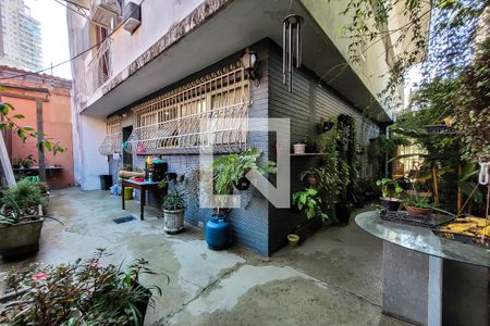 Casa à venda com 350m², 4 quartos e 4 vagasQuintal/Area de servico/Jardim