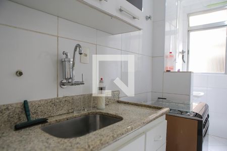 Cozinha de kitnet/studio para alugar com 1 quarto, 32m² em Boqueirão, Santos
