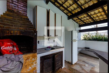 Casa à venda com 414m², 4 quartos e 2 vagas