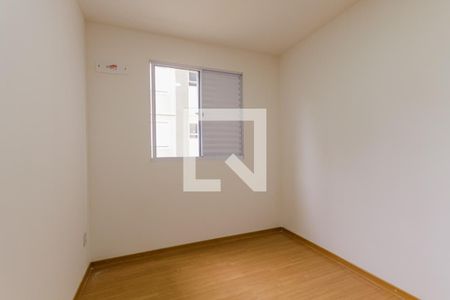 Quarto 1 de apartamento para alugar com 2 quartos, 44m² em Parque São Vicente, Mauá