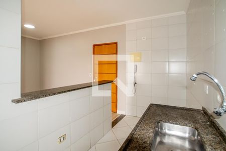 Cozinha de apartamento à venda com 2 quartos, 60m² em Vila Galvão, Guarulhos
