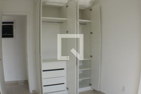 Quarto de kitnet/studio à venda com 1 quarto, 40m² em Taquara, Rio de Janeiro