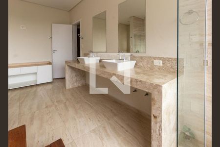 Casa de condomínio para alugar com 590m², 6 quartos e 6 vagas Casa de condomínio para alugar com 590m², 6 quartos e 6 vagaspia dupla casal suíte master