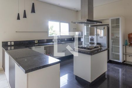 Casa de condomínio para alugar com 590m², 6 quartos e 6 vagas Casa de condomínio para alugar com 590m², 6 quartos e 6 vagasCozinha