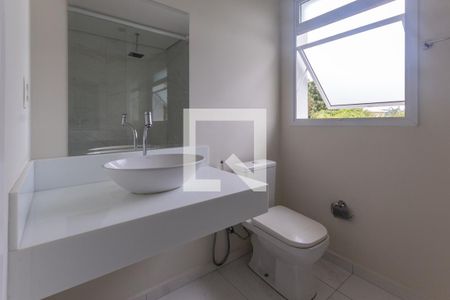 Casa de condomínio para alugar com 590m², 6 quartos e 6 vagas Casa de condomínio para alugar com 590m², 6 quartos e 6 vagasDetalhe banheiro suíte 2