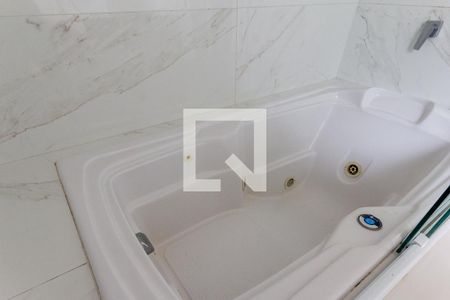 Casa de condomínio para alugar com 590m², 6 quartos e 6 vagas Casa de condomínio para alugar com 590m², 6 quartos e 6 vagasbanheira suite 2