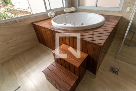 Casa de condomínio para alugar com 590m², 6 quartos e 6 vagas Casa de condomínio para alugar com 590m², 6 quartos e 6 vagashidromassagem suíte master