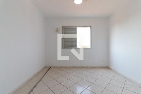 Quarto de apartamento à venda com 1 quarto, 35m² em Vila Carmosina, São Paulo