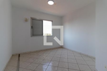 Quarto de apartamento à venda com 1 quarto, 35m² em Vila Carmosina, São Paulo