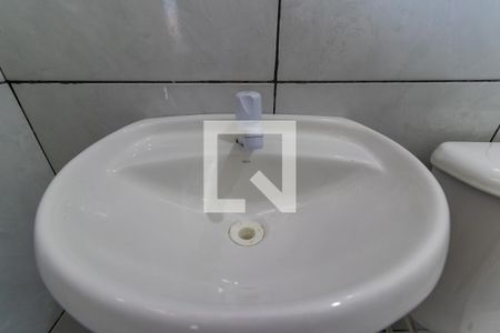 Banheiro - Torneira de casa para alugar com 1 quarto, 30m² em Vila Brasil, São Paulo