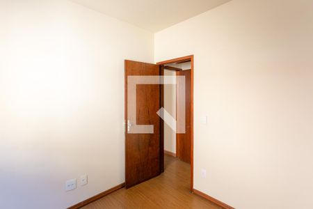 Quarto 1 de apartamento à venda com 4 quartos, 130m² em São Lucas, Belo Horizonte