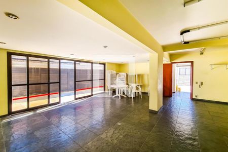 Apartamento à venda com 90m², 3 quartos e 2 vagasÁrea comum - Salão de festas