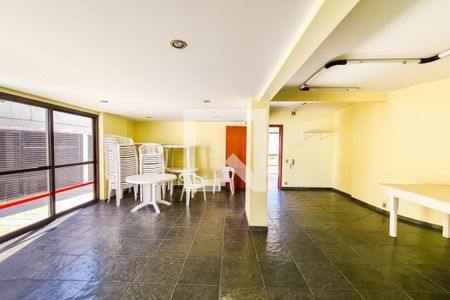 Apartamento à venda com 90m², 3 quartos e 2 vagasÁrea comum - Salão de festas