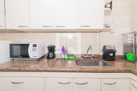 Apartamento à venda com 90m², 3 quartos e 2 vagasCozinha