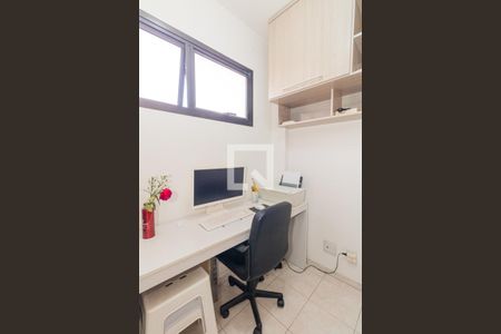 Apartamento à venda com 90m², 3 quartos e 2 vagasQuarto de Serviço