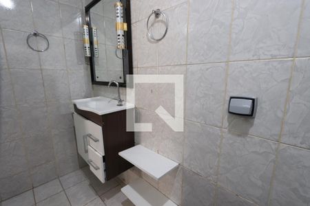 Banheiro da Suíte de casa para alugar com 2 quartos, 70m² em Vila Primavera, São Paulo