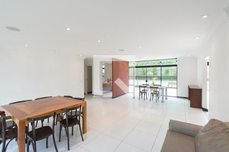 Apartamento à venda com 120m², 3 quartos e 2 vagasSalão de Festas