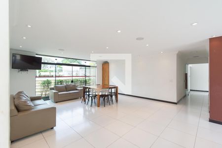 Apartamento à venda com 120m², 3 quartos e 2 vagasSalão de Festas