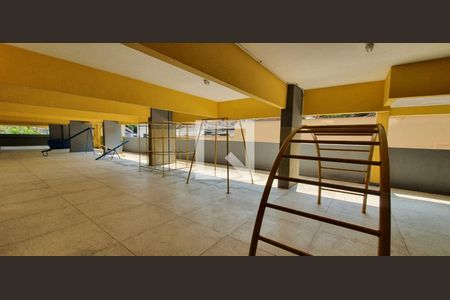 Apartamento para alugar com 84m², 3 quartos e 1 vaga Apartamento para alugar com 84m², 3 quartos e 1 vagaÁrea Comum - Playground