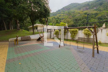 Apartamento à venda com 64m², 3 quartos e 1 vaga Apartamento à venda com 64m², 3 quartos e 1 vagaPlayground