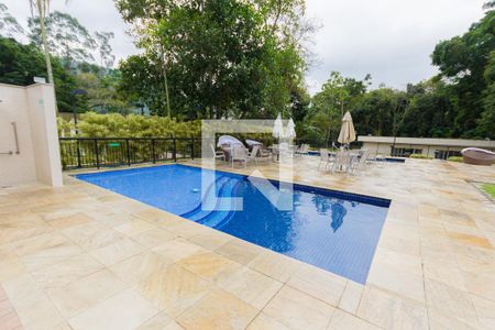 Apartamento à venda com 64m², 3 quartos e 1 vaga Apartamento à venda com 64m², 3 quartos e 1 vagaPiscina