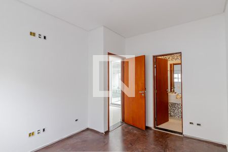 Casa à venda com 650m², 4 quartos e 4 vagasSuíte 2