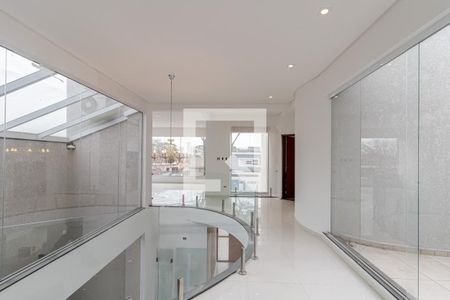 Casa à venda com 650m², 4 quartos e 4 vagasCorredor