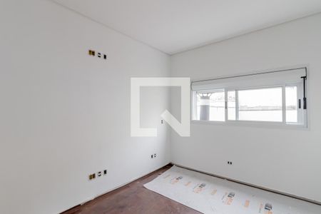 Casa à venda com 650m², 4 quartos e 4 vagasSuíte 2