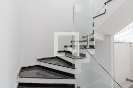 Casa à venda com 650m², 4 quartos e 4 vagasEscadas