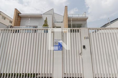 Casa à venda com 650m², 4 quartos e 4 vagasFachada